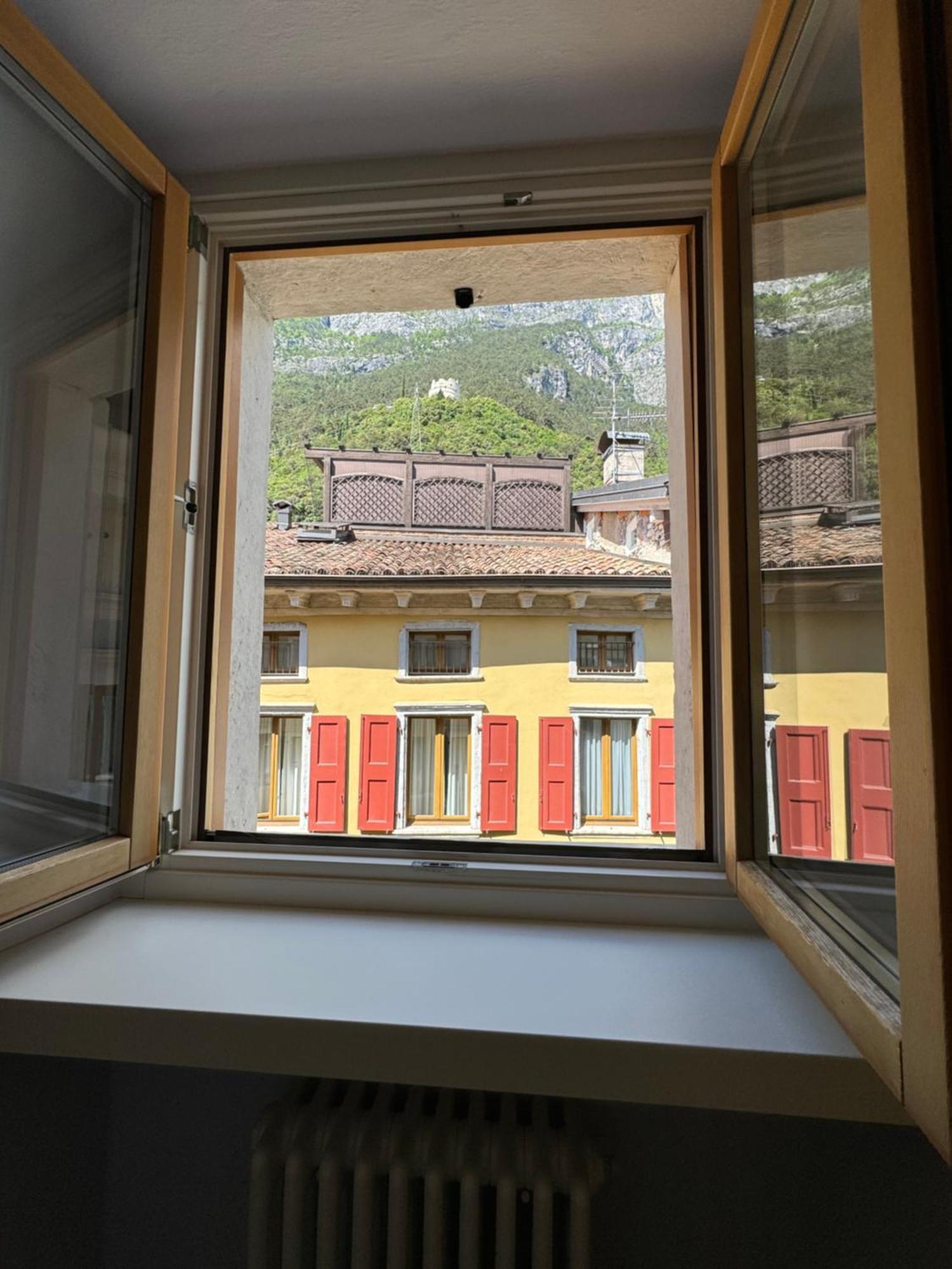 Gardastay-Dolly'S House Riva del Garda Bagian luar foto